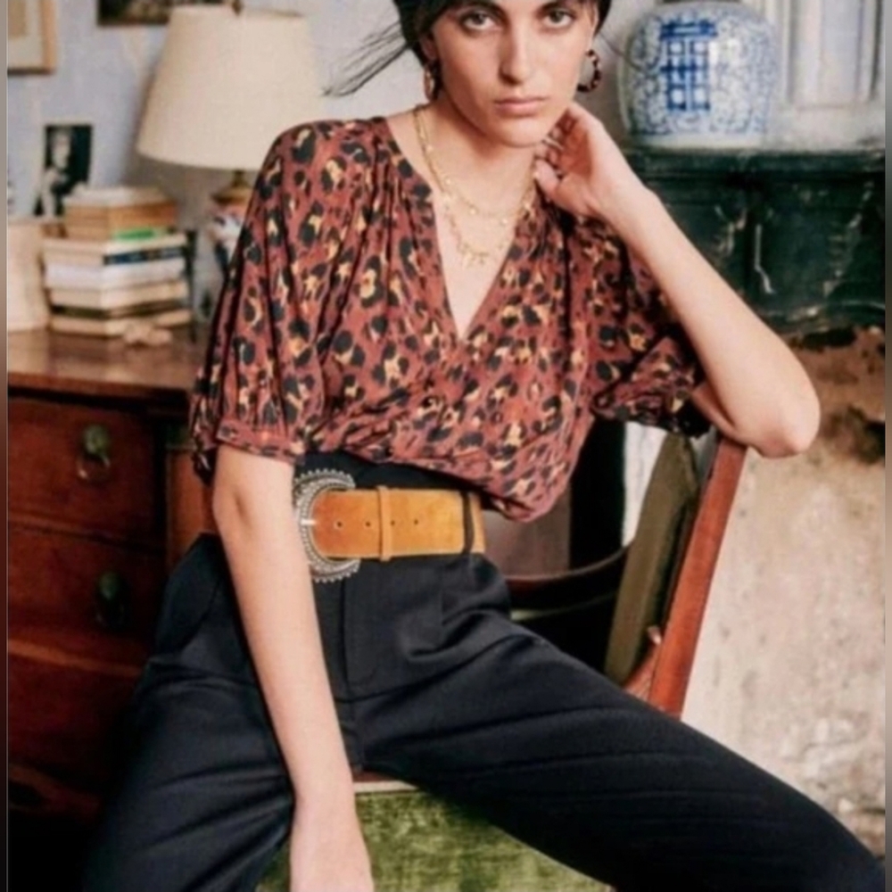 Sezane Lennie Animal Print Blouse Size 38 US 6 Medium Leopard Cafe Black Brown